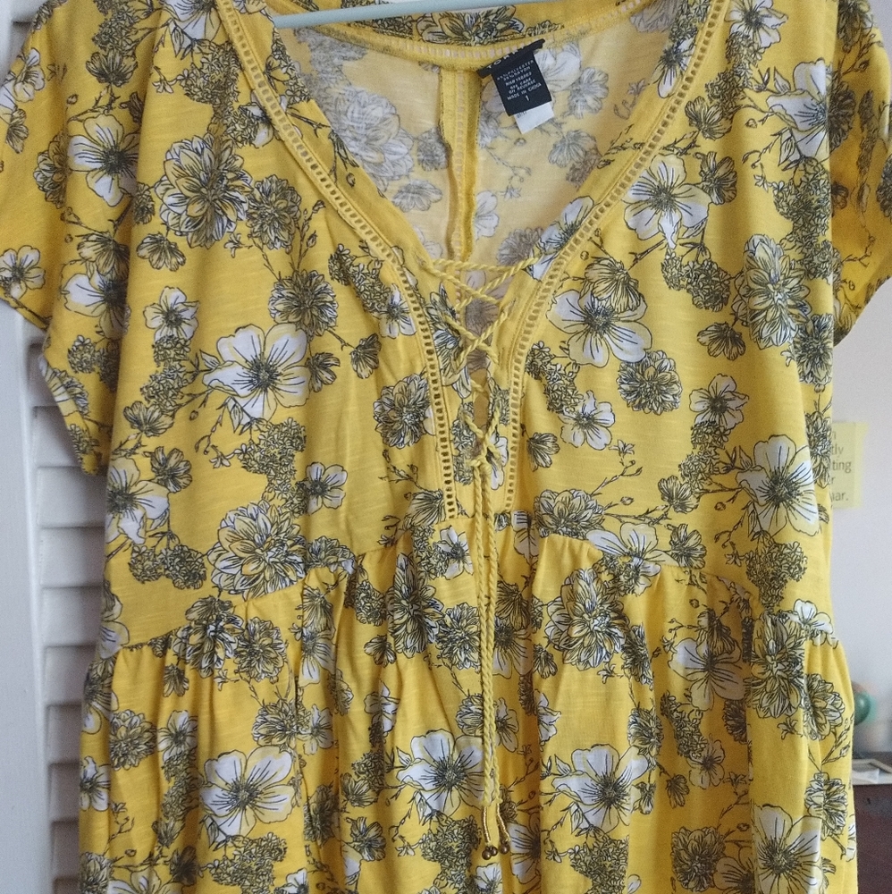 Floral peplum top